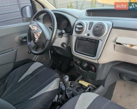 Белый Дачия Доккер, объемом двигателя 1.6 л и пробегом 220 тыс. км за 3200 $, фото 13 на Automoto.ua