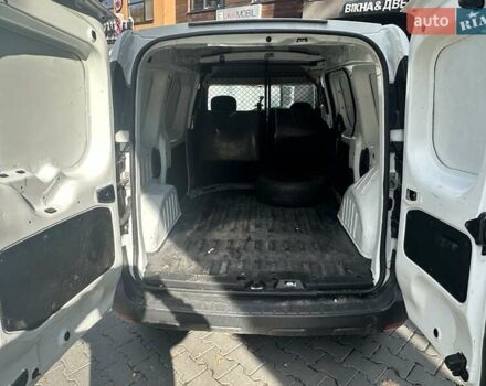 Дачия Доккер 2017 в Черновцах на Automoto.ua Белый Дачия Доккер, объемом двигателя 1.46 л и пробегом 235 тыс. км за 5000 $, фото 5 на Automoto.ua