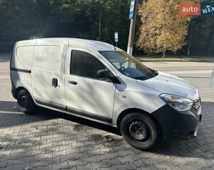 Дачия Доккер 2017 в Черновцах на Automoto.ua Белый Дачия Доккер, объемом двигателя 1.46 л и пробегом 235 тыс. км за 5000 $, фото 1 на Automoto.ua