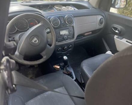 Белый Дачия Доккер, объемом двигателя 1.5 л и пробегом 192 тыс. км за 9100 $, фото 5 на Automoto.ua