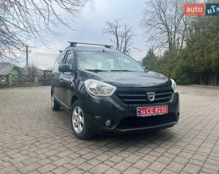 Серый Дачия Доккер, объемом двигателя 1.2 л и пробегом 114 тыс. км за 6950 $, фото 3 на Automoto.ua