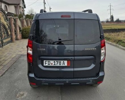 Серый Дачия Доккер, объемом двигателя 1.6 л и пробегом 110 тыс. км за 10950 $, фото 3 на Automoto.ua