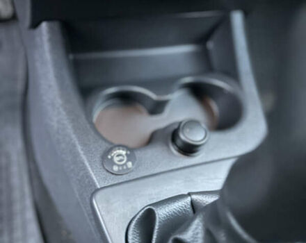 Синій Дачія Доккер, об'ємом двигуна 1.6 л та пробігом 231 тис. км за 6900 $, фото 10 на Automoto.ua