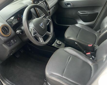 Белый Дачия Другая, объемом двигателя 0 л и пробегом 39 тыс. км за 9680 $, фото 6 на Automoto.ua