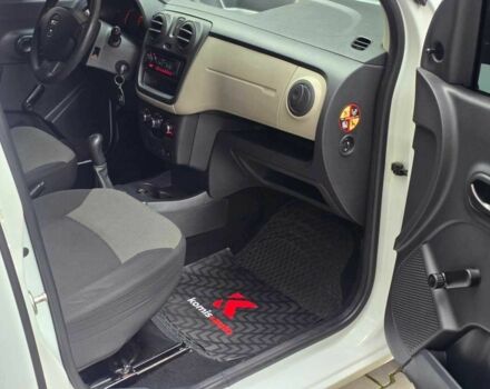 Білий Дачія Інша, об'ємом двигуна 1.6 л та пробігом 98 тис. км за 7999 $, фото 15 на Automoto.ua