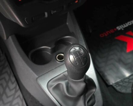 Білий Дачія Інша, об'ємом двигуна 1.6 л та пробігом 98 тис. км за 7999 $, фото 10 на Automoto.ua