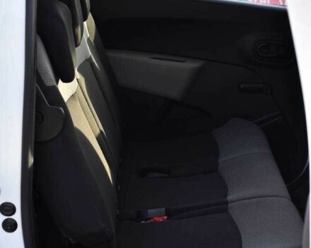 Белый Дачия Другая, объемом двигателя 1.6 л и пробегом 170 тыс. км за 7499 $, фото 14 на Automoto.ua