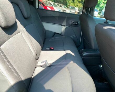 Дачия Другая 2012 в Виннице на Automoto.ua Серый Дачия Другая, объемом двигателя 1.5 л и пробегом 305 тыс. км за 6940 $, фото 21 на Automoto.ua