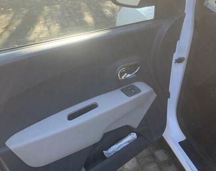 Білий Дачія Лоджі, об'ємом двигуна 0 л та пробігом 230 тис. км за 6900 $, фото 16 на Automoto.ua