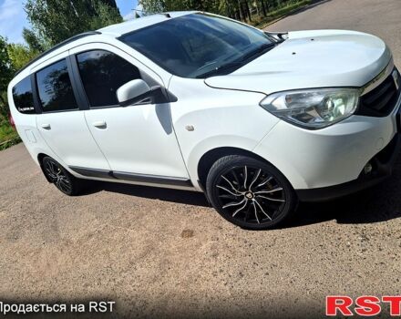 Белый Дачия Лоджи, объемом двигателя 1.2 л и пробегом 167 тыс. км за 7700 $, фото 1 на Automoto.ua