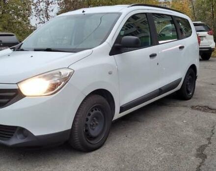 Белый Дачия Лоджи, объемом двигателя 1.6 л и пробегом 225 тыс. км за 5900 $, фото 4 на Automoto.ua