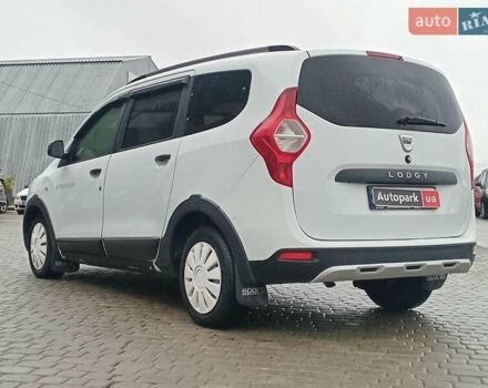 Дачия Лоджи 2015 в Львове на Automoto.ua Белый Дачия Лоджи, объемом двигателя 1.5 л и пробегом 134 тыс. км за 8990 $, фото 2 на Automoto.ua