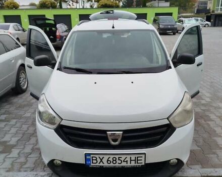 Дачия Лоджи 2016 в Каменце-Подольском на Automoto.ua Белый Дачия Лоджи, объемом двигателя 1.6 л и пробегом 176 тыс. км за 8900 $, фото 9 на Automoto.ua