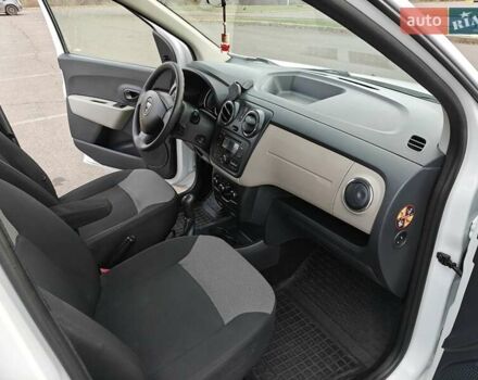 Белый Дачия Лоджи, объемом двигателя 1.6 л и пробегом 170 тыс. км за 7500 $, фото 15 на Automoto.ua