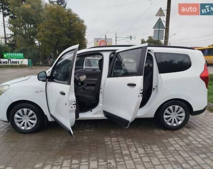 Дачия Лоджи 2016 в Каменце-Подольском на Automoto.ua Белый Дачия Лоджи, объемом двигателя 1.6 л и пробегом 176 тыс. км за 8900 $, фото 24 на Automoto.ua
