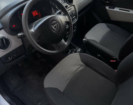 Белый Дачия Лоджи, объемом двигателя 1.6 л и пробегом 170 тыс. км за 7500 $, фото 5 на Automoto.ua