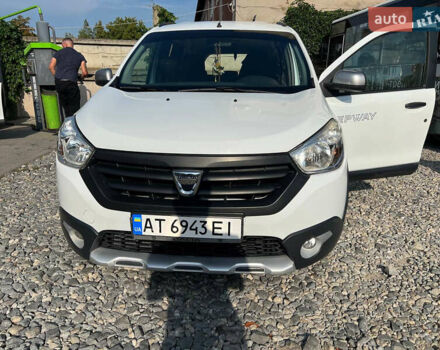 Белый Дачия Лоджи, объемом двигателя 1.2 л и пробегом 54 тыс. км за 10300 $, фото 1 на Automoto.ua