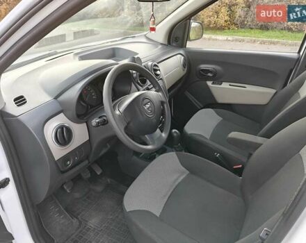 Белый Дачия Лоджи, объемом двигателя 1.6 л и пробегом 170 тыс. км за 7500 $, фото 8 на Automoto.ua