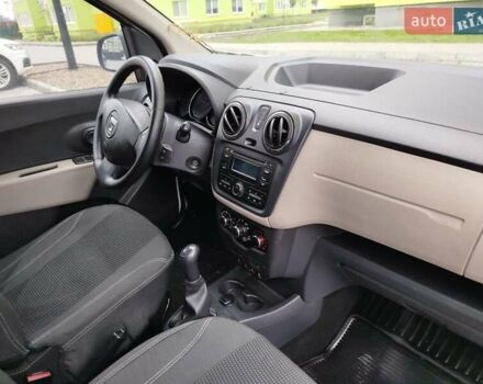 Дачия Лоджи 2016 в Каменце-Подольском на Automoto.ua Белый Дачия Лоджи, объемом двигателя 1.6 л и пробегом 176 тыс. км за 8900 $, фото 3 на Automoto.ua