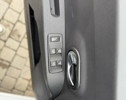 Белый Дачия Лоджи, объемом двигателя 1.6 л и пробегом 135 тыс. км за 7999 $, фото 11 на Automoto.ua