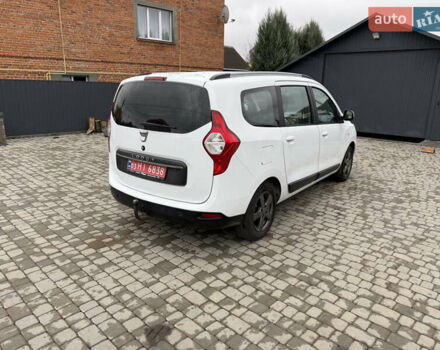 Білий Дачія Лоджі, об'ємом двигуна 1.6 л та пробігом 135 тис. км за 8700 $, фото 4 на Automoto.ua