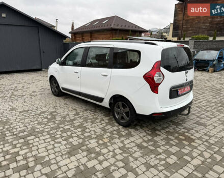 Белый Дачия Лоджи, объемом двигателя 1.6 л и пробегом 135 тыс. км за 7999 $, фото 6 на Automoto.ua