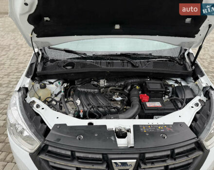 Білий Дачія Лоджі, об'ємом двигуна 1.6 л та пробігом 135 тис. км за 8700 $, фото 15 на Automoto.ua