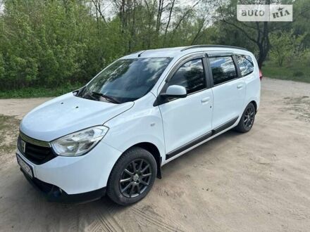 Білий Дачія Лоджі, об'ємом двигуна 1.6 л та пробігом 303 тис. км за 7100 $, фото 1 на Automoto.ua