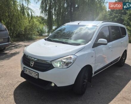 Белый Дачия Лоджи, объемом двигателя 1.2 л и пробегом 168 тыс. км за 7600 $, фото 1 на Automoto.ua