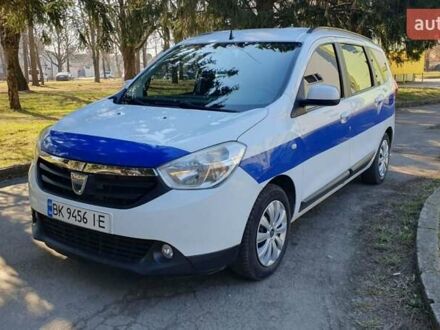 Дачія Лоджі 2013 у Рівному на Automoto.ua Білий Дачія Лоджі, об'ємом двигуна 1.46 л та пробігом 179 тис. км за 7599 $, фото 1 на Automoto.ua