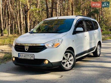 Дачия Лоджи 2013 в Харькове на Automoto.ua Белый Дачия Лоджи, объемом двигателя 1.2 л и пробегом 232 тыс. км за 5500 $, фото 1 на Automoto.ua