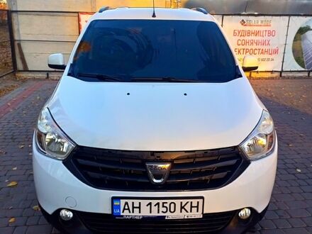 Дачія Лоджі 2014 у Кременчуге на Automoto.ua Білий Дачія Лоджі, об'ємом двигуна 1.5 л та пробігом 191 тис. км за 7250 $, фото 1 на Automoto.ua