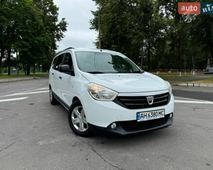 Белый Дачия Лоджи, объемом двигателя 1.6 л и пробегом 203 тыс. км за 7950 $, фото 1 на Automoto.ua
