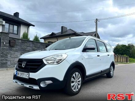 Білий Дачія Лоджі, об'ємом двигуна 1.2 л та пробігом 154 тис. км за 8200 $, фото 1 на Automoto.ua