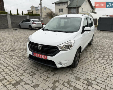 Білий Дачія Лоджі, об'ємом двигуна 1.6 л та пробігом 135 тис. км за 8700 $, фото 1 на Automoto.ua