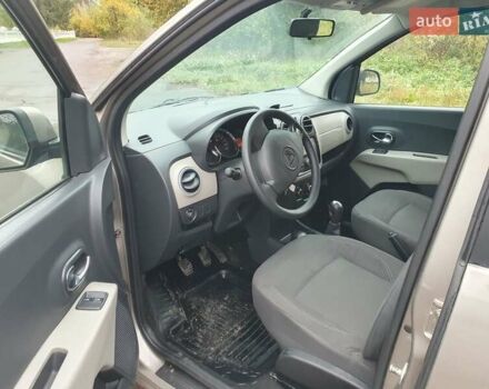 Бежевый Дачия Лоджи, объемом двигателя 1.5 л и пробегом 225 тыс. км за 7500 $, фото 2 на Automoto.ua