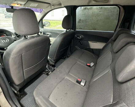 Бежевый Дачия Лоджи, объемом двигателя 1.5 л и пробегом 209 тыс. км за 8500 $, фото 12 на Automoto.ua