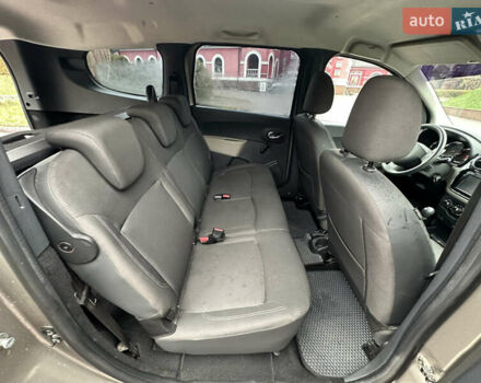 Бежевый Дачия Лоджи, объемом двигателя 1.5 л и пробегом 209 тыс. км за 8500 $, фото 16 на Automoto.ua