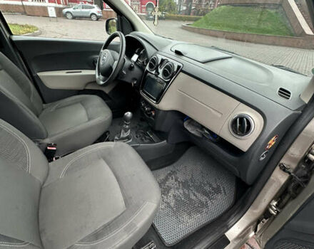 Бежевый Дачия Лоджи, объемом двигателя 1.5 л и пробегом 209 тыс. км за 8500 $, фото 18 на Automoto.ua