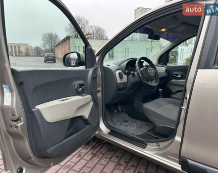 Бежевый Дачия Лоджи, объемом двигателя 1.5 л и пробегом 209 тыс. км за 8500 $, фото 11 на Automoto.ua