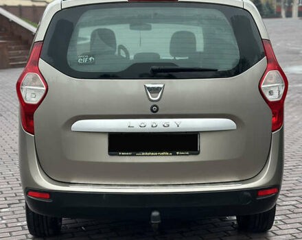 Бежевый Дачия Лоджи, объемом двигателя 1.5 л и пробегом 209 тыс. км за 8500 $, фото 6 на Automoto.ua