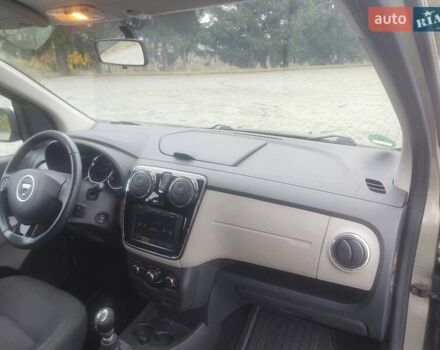 Бежевый Дачия Лоджи, объемом двигателя 1.5 л и пробегом 317 тыс. км за 7400 $, фото 32 на Automoto.ua