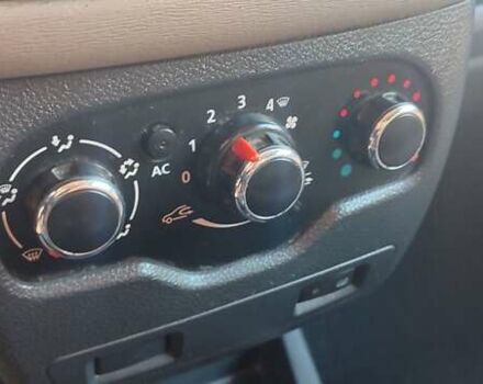 Черный Дачия Лоджи, объемом двигателя 1.6 л и пробегом 246 тыс. км за 5300 $, фото 22 на Automoto.ua