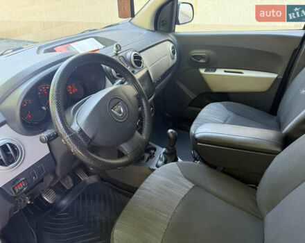 Черный Дачия Лоджи, объемом двигателя 1.5 л и пробегом 286 тыс. км за 7000 $, фото 4 на Automoto.ua