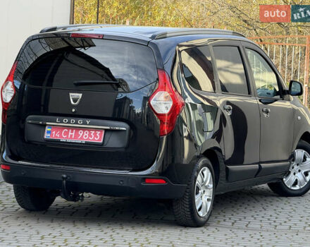 Дачія Лоджі 2018 у Дрогобичі на Automoto.ua Чорний Дачія Лоджі, об'ємом двигуна 1.6 л та пробігом 98 тис. км за 9750 $, фото 40 на Automoto.ua