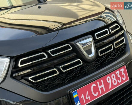 Дачія Лоджі 2018 у Дрогобичі на Automoto.ua Чорний Дачія Лоджі, об'ємом двигуна 1.6 л та пробігом 98 тис. км за 9750 $, фото 10 на Automoto.ua
