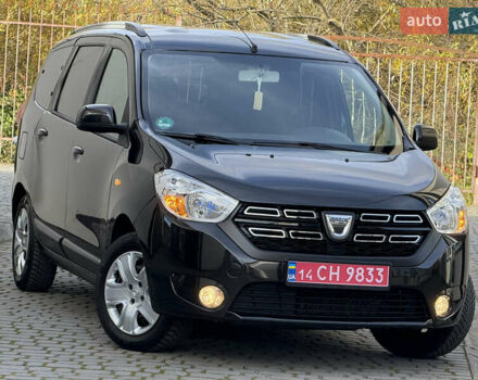 Дачія Лоджі 2018 у Дрогобичі на Automoto.ua Чорний Дачія Лоджі, об'ємом двигуна 1.6 л та пробігом 98 тис. км за 9750 $, фото 1 на Automoto.ua
