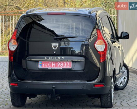 Дачія Лоджі 2018 у Дрогобичі на Automoto.ua Чорний Дачія Лоджі, об'ємом двигуна 1.6 л та пробігом 98 тис. км за 9750 $, фото 44 на Automoto.ua