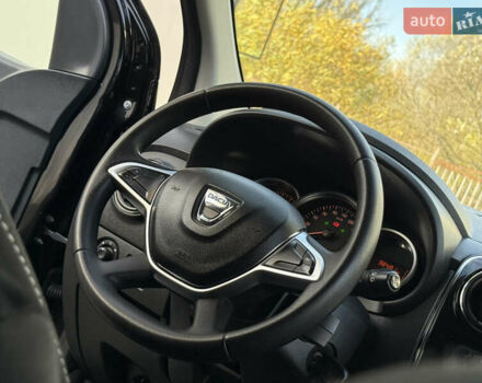 Дачія Лоджі 2018 у Дрогобичі на Automoto.ua Чорний Дачія Лоджі, об'ємом двигуна 1.6 л та пробігом 98 тис. км за 9750 $, фото 69 на Automoto.ua