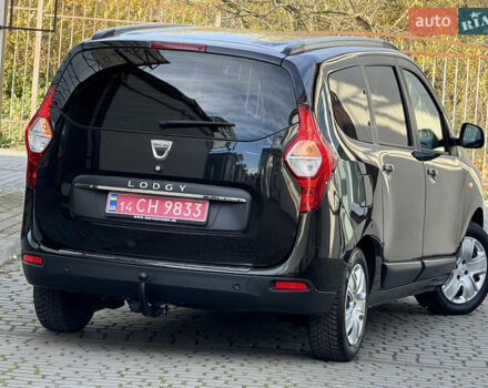 Дачія Лоджі 2018 у Дрогобичі на Automoto.ua Чорний Дачія Лоджі, об'ємом двигуна 1.6 л та пробігом 98 тис. км за 9750 $, фото 43 на Automoto.ua